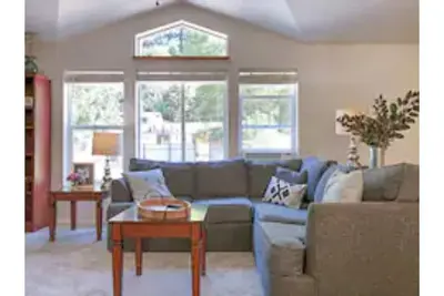 Image de Private, Quiet, Willow Creek Retreat