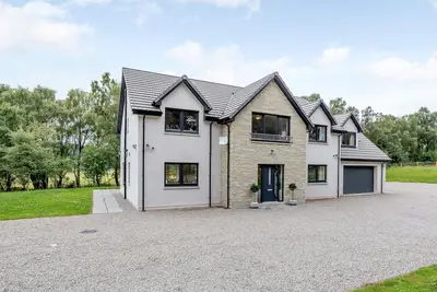 Image de 4 bedroom accommodation in Craigellachie