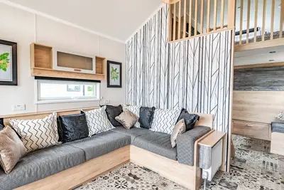 Image de Superb pods ideal for a family break close to the coast.