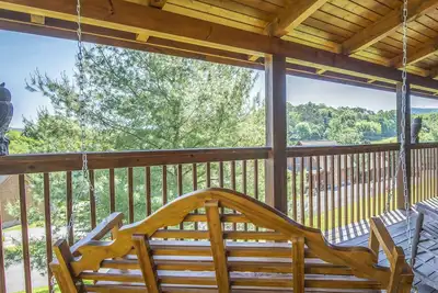 Image de 3 Kings / Deck / Fireplace / 100Mbps / Games Games/ Parking/ Dollywood 5mi