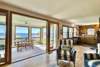 King’s View - Stunning Panoramic Ocean Views