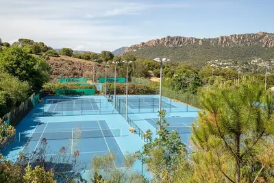 Image de Confortable appartement pour 4 personnes avec Wifi, piscine, Tv et patio