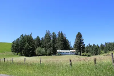 Image de Secluded 77-Acre Retreat, Pet-Friendly Cabin Near Univ. of Idaho & Wsu.