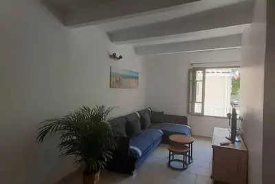Image de Le repaire du Gabian, maison de village au calme, à 5km de la mer