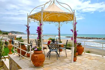 Image de Location maison pour 12 personnes près de la plage