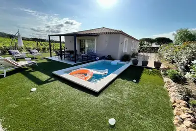 Image de 2 Bedroom Private vacation home in Cogolin