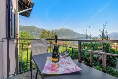 Image de Maison de vacances 'Casa Mocchetti' avec vue sur le lac, jardin et Wi-Fi.