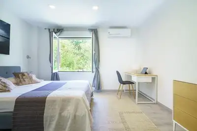 Image de Heart of Madrid I. Theatres, Sights, Museums  Breakfast included  Public parking