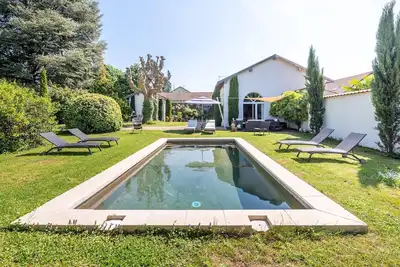 Image de La belle vie, maison de charme avec piscine