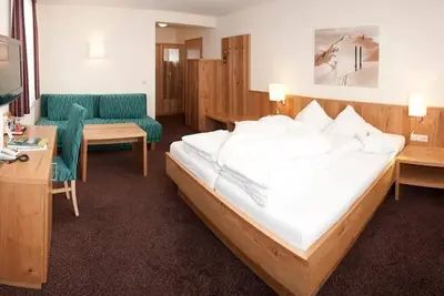 Image de Suite mit Dusche od. Bad, Wc - Panoramahotel Gürtl