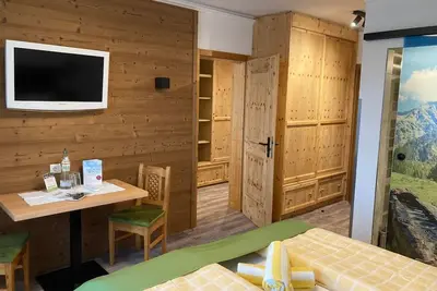 Image de Familienzimmer Süd, Dusche, Wc - Sporthof Austria