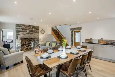 Image de Brynhynog Fawr - Quatre Chambres Maison, Couchages 8