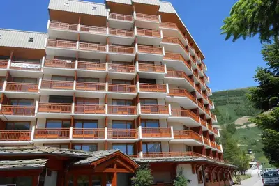 Image de À 50m des pistes de ski, 2ème étage, vue pistes de ski, balcon, télévision, 30m², Les 2 Alpes