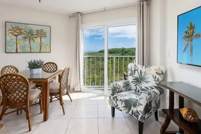 Image de Modern and Coastal Ocean Pointe 2307