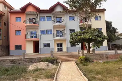 Image de appartement au calme et sécurisé avec verdure
