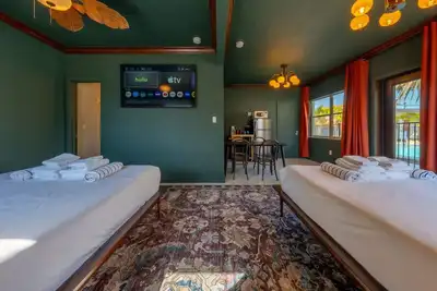 Image de 114 · Pool Beach Self Checkin Free Parking