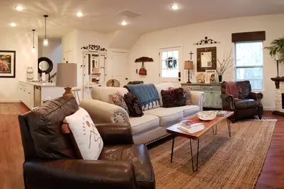 Image de Kingwood Country Club & Golf Resort Home - 2 bdrm/2. 5 bath