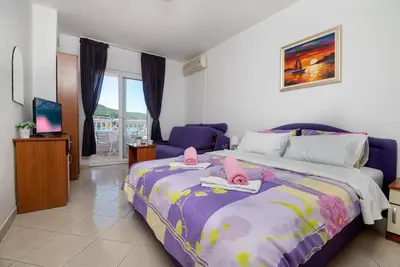 Image de Apartments Matej - One-Bedroom Apartment with Sea View and Balcony 307