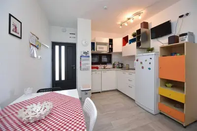 Image de Application Enya 2 (5 Pax)