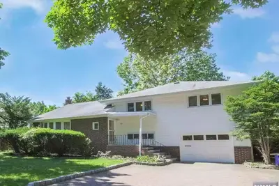 Image de Beautiful & Serene Home - Perfect Summer Getaway!