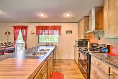 Image de Very Nice Home, Horse Pasture, Atv Parking