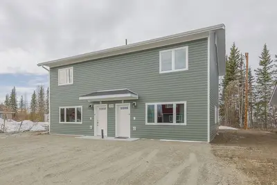 Image de New and Modern 2 Bedroom Home