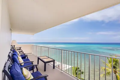 Image de 10th Floor Oceanfront🕊'Piece of Heaven'🕊for your Honolulu vacation