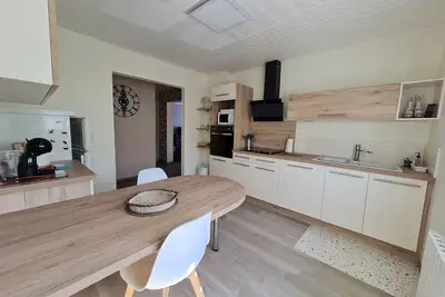 Image de Gîte tout confort au bord de la Meuse avec jardin et activités familiales à proximité