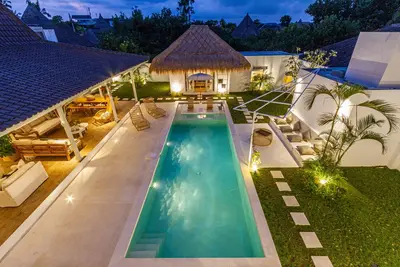 Image de 5Bdr Pool Villa walking distance from beach