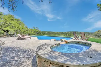 Image de Antler Ridge Ranch - Pool, Views, and minutes to downtown Wimberley!