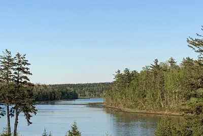 Image de Cottage on Stanley River with amazing views and private pool