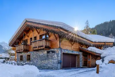 Image de Chalet De Standing 5* Avec Spa Et Sauna