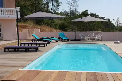Image de Très beau rez-de-chaussée de villa. <br>Étage non occupé