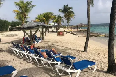 Image de Appartement 2902 Manoneva, 2 Chambres + salon  En Rdc à Manganao,