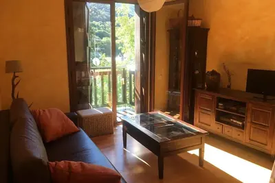 Image de Very sunny apartment, mountain views and central in Sort