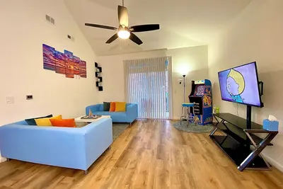 Image de Penthouse 2bd2bth Pac-Man/Roku