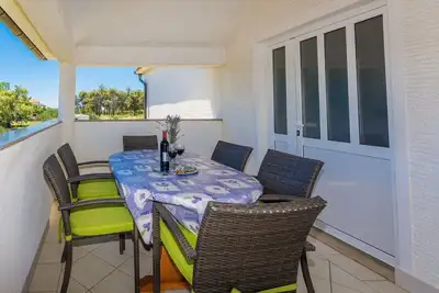 Image de Appartement de vacances Privlaka pour 1 - 4 personnes avec 2 chambres à coucher - Appartement de vac