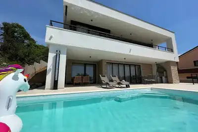 Image de Maison de vacances Kostrena pour 1 - 6 personnes avec 3 chambres Ă coucher - Maison de vacances