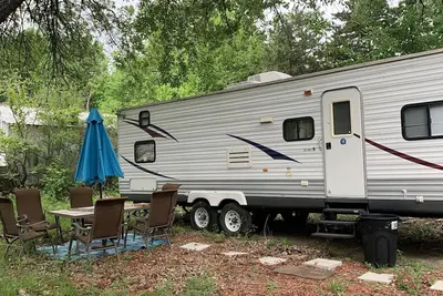 Image de Saykm Glamping, 2 bedroom Rv less than 5 min to beach and boat ramp