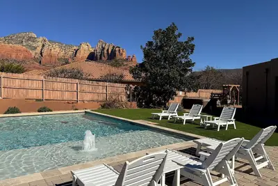 Image de Southwest uptown retreat w/Panoramic Views/ Hottub