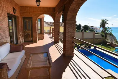 Image de Maison de vacances privée avec climatisation, Wifi, piscine privée, Tv, patio, parking