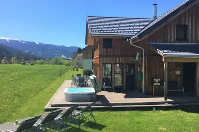 Sonneck mit Outdoor Sprudelbad 12p by Interhome