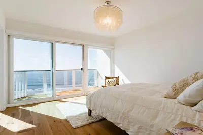 Image de Luxury Oceanfront, Ocean Views! Walk to Rio del Mar Beach, Aptos