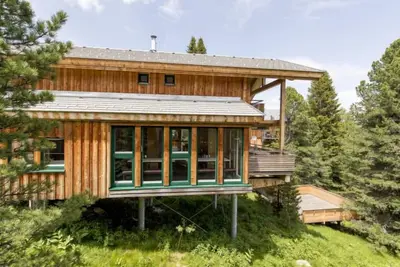 #19 mit Ir-Sauna und Sprudelbad by Interhome