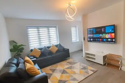 Image de Lovely apartment close 2 City Center &Rail Station