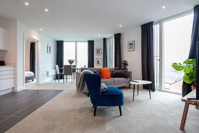 Spacious 2 Bed Apartment in Central Manchester