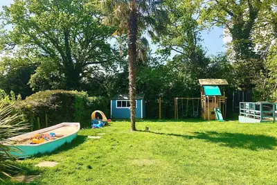 Image de 4 chambres à coucher à Paignton