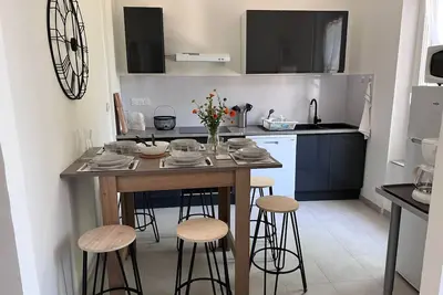 Image de Charmante maison climatisée et sa piscine au calme à Carcassonne