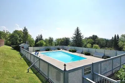 Image de Br260 Perfect for 2 couples! Summer Pool!