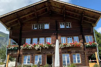 Joli appartement pour 4 personnes avec Wifi, Tv, balcon et parking